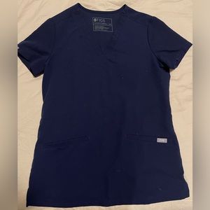 Figs scrub top
